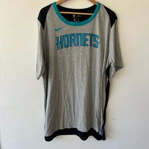 NBA Charlotte Hornets T-shirt Mens XXL Gray Basketball Nike Dri Fit